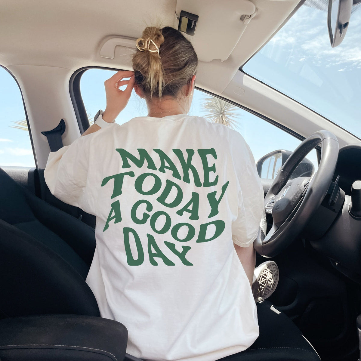 Comfort Colors Oversized T-shirt: Trendy Y2K Graphic Tee