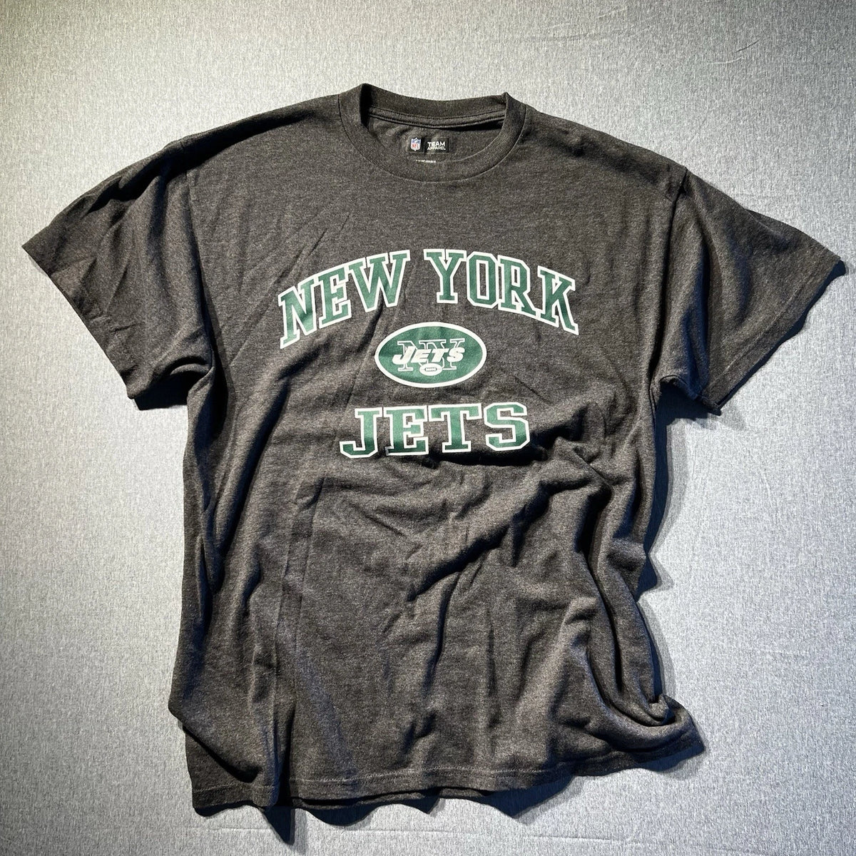 Nfl Jets Tshirt Gray Size L | Trendy Graphic Tee | Casual Unisex T-shirt