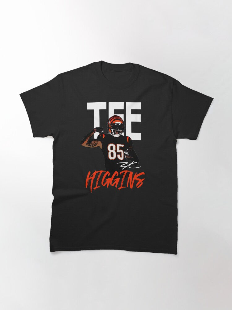TEE Higgins Classic T-Shirt